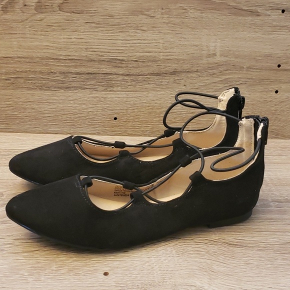 $6 w/ bundle! Girls Cat & Jack Black Flats - Picture 1 of 6
